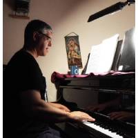 Lezioni di Pianoforte, tastiere e canto ad allievi di qualsiasi età