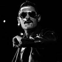 Queen Rocks