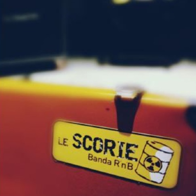 Ai bordi della strada