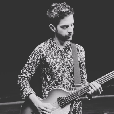 Lezioni di basso elettrico in zona Milano Est.