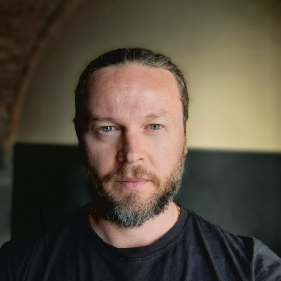 LEZIONI CHITARRA ELETTRICA ED ACUSTICA