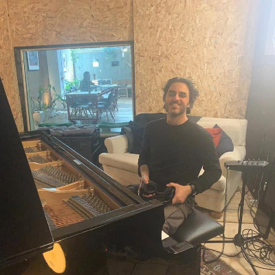 LEZIONI DI PIANOFORTE / TEORIA / SOLFEGGIO / ARMONIA, INDIRIZZO CLASSICO / POP / JAZZ