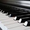 Insegnante di pianoforte moderno/tastiere