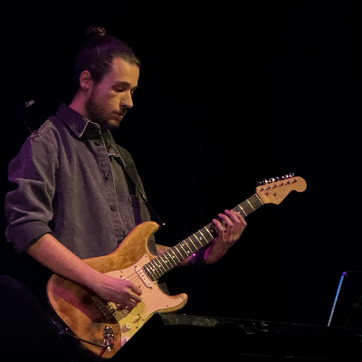 Lezioni di chitarra\ukulele a Bassano