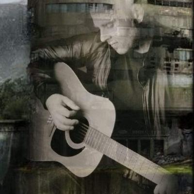 Insegnante di Chitarra:  acustica,, elettrica 