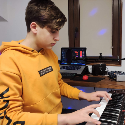 Insegnante di Piano/Tastiera e Produzione musicale