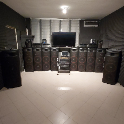 Sound Room sala prove per Dj