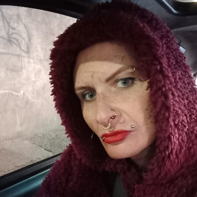 Hachi Lucia Ferrarese