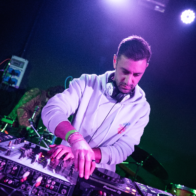 Produzione/ Mix & Master/ Lezioni di produzione e Djing