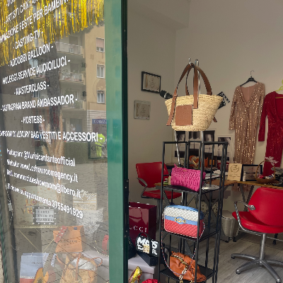 MURIEL MAMUSI TITOLARE DE LOSHOWROOMAGENCY PERUGIA ANMAZIONE E LIVE MUSIC